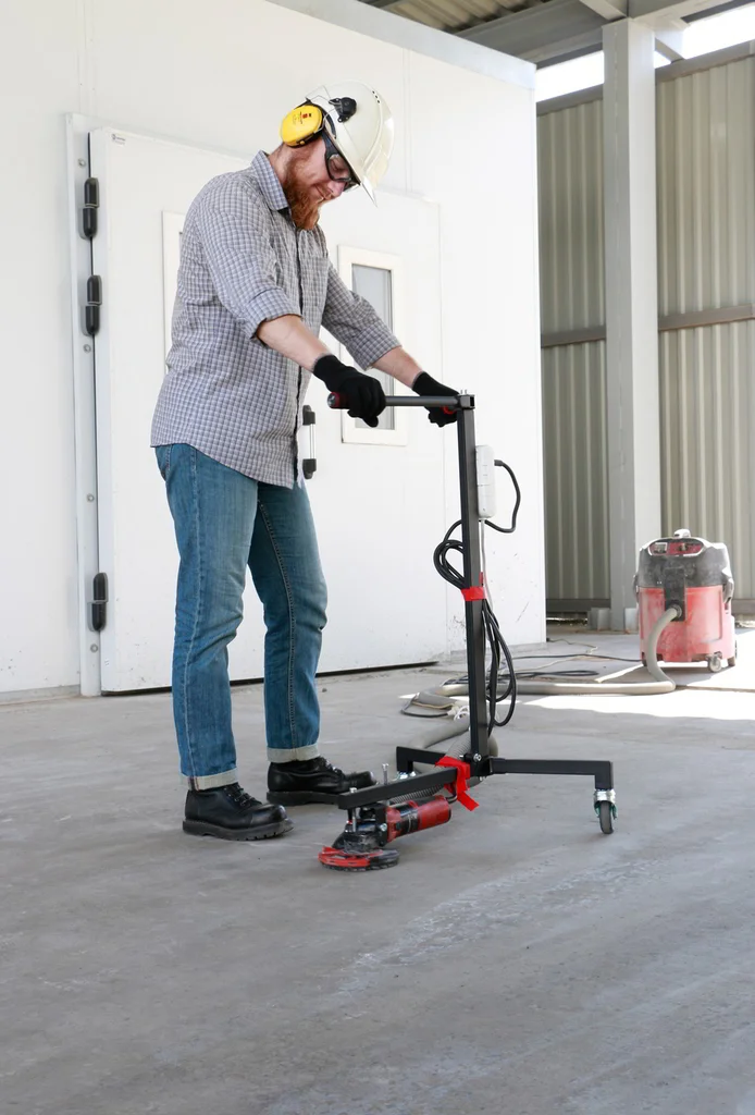 3998-3_mechanic_comfygrinder_125